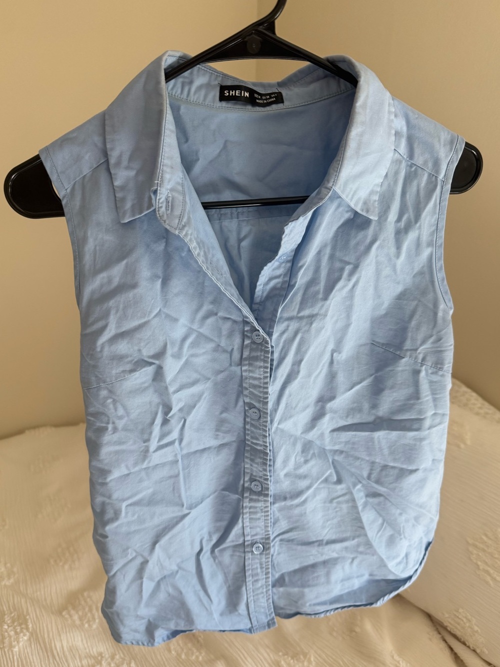 SHEIN Baby Blue Collared Sleeveless Button Front Top size M